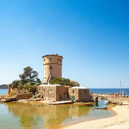 Torre Del Campese *